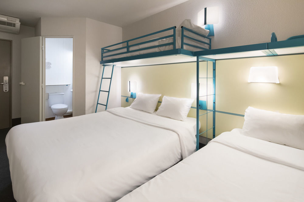 B&B Hotel Poitiers 1 Futuroscope シャッスヌイユ・デュ・ポワト エクステリア 写真